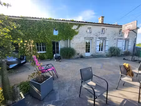 vente maison 7 pièces 185 m² coulonges-sur-l’autize (79160)