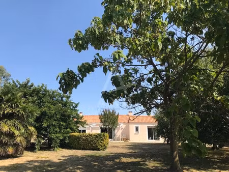 vente maison saint vincent sur jard  139m² 4 pièces 496 800€ avec garage