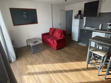 location appartement 2 pièces 42 m² à canet-en-roussillon (66140)