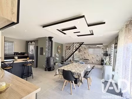 maison à villebernier (49400)