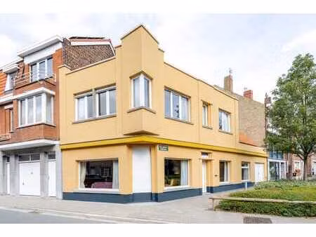 spacieuse maison à vendre avec 3 chambres à zeebruges!