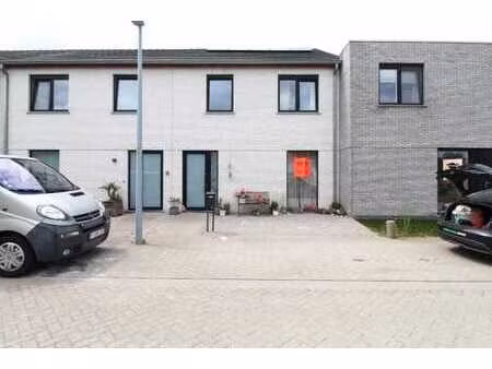 prachtige woning in rustige woonwijk te roeselare