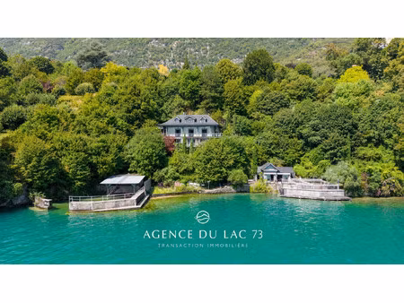 villa de luxe à vendre à bourdeau
