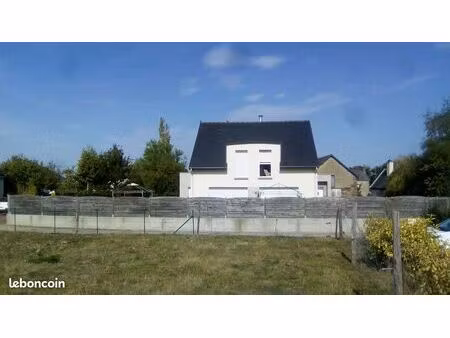 maison t5 1050 plelan le grand