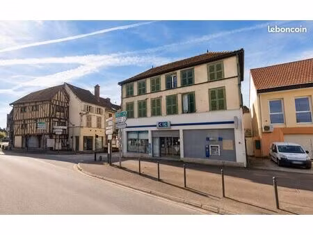 appartement t3 de 70 m² à louer – centre-ville de bar-sur-seine
