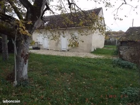 loue maison trois chambres avec jardin