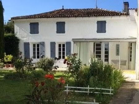 maison charentaise _ type longére