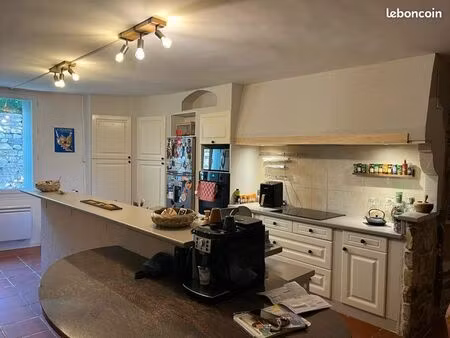 charmant t3 non meublée 124 m2 avec jardin de plein pied surélevé