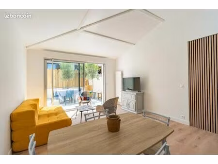 location appartement plein centre ville de vaux sur mer