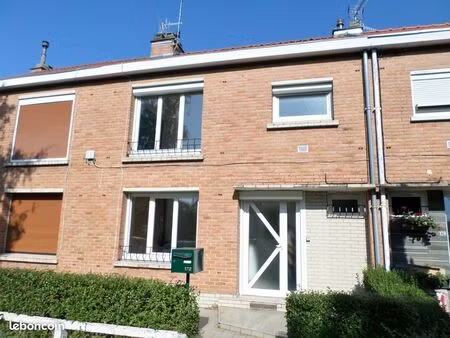 maison 4 pièces 77 m²