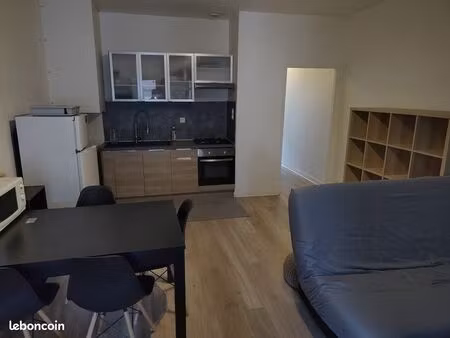 appartement t2 de 45 m² meublé– centre-ville de poligny