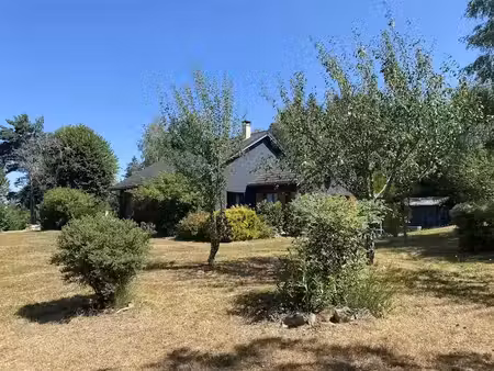 vente maison 4 pièces 98 m² à peyrelevade (19290)  205 200 €