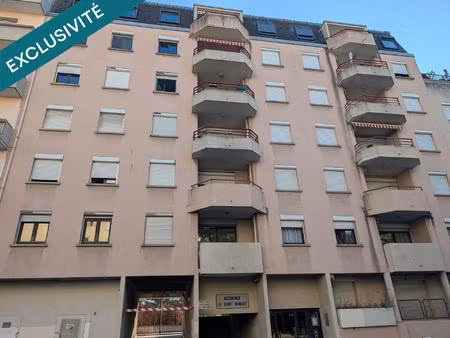 t1 avec place de parking sécurisée