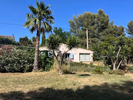 la cadière-d'azur - maison de charme sur 1 636 m² de terrain - un véritable havre de paix