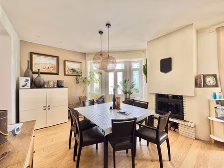 maison 7 pièce(s) 161 m2