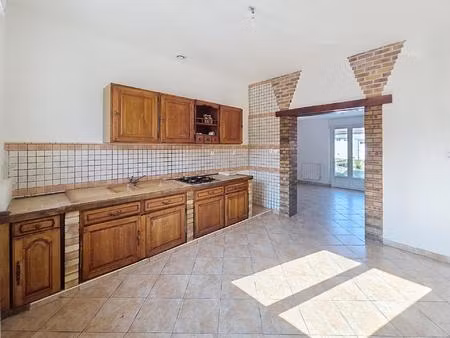 maison plain -pied 3 chambres  sans travaux à prévoir  proche toutes commodités