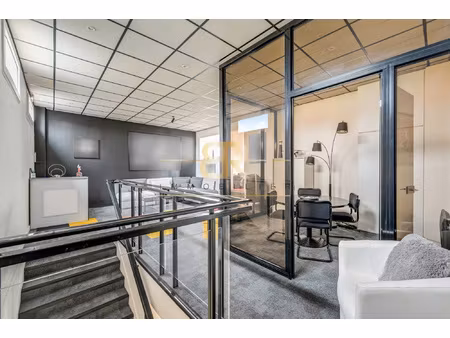 local commercial / rer a / bords de marne