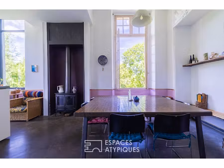 maison de maître du xviiie siècle avec accès privé à la rivière