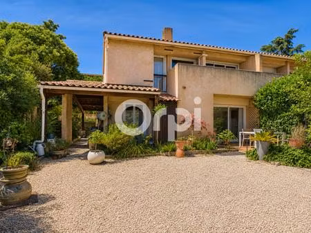 maison de ville semi-mitoyenne - la roquette sur siagne