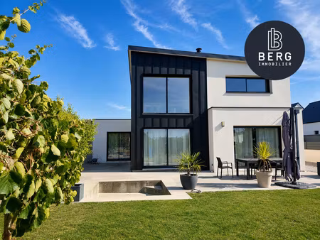 plouhinec - a vendre maison contemporaine a 600m du bourg