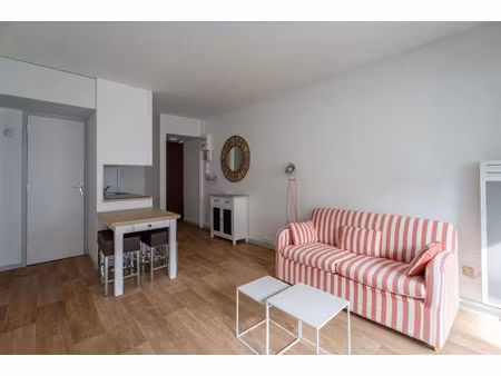 location meublée appartement 2 pièces 33.04 m² à arcachon (33120)  858 €
