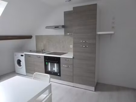 location meublée appartement 1 pièce 15 m² à le creusot (71200)  305 €