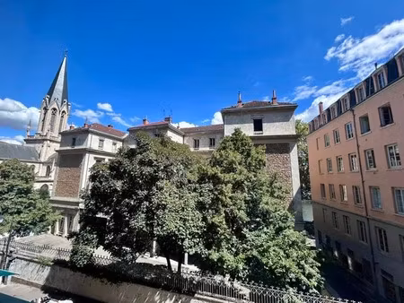 location meublée appartement 2 pièces 48.88 m² à lyon 5ème (69005)  1 190 €