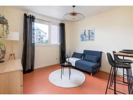 location meublée appartement 1 pièce 19.23 m² à villeurbanne (69100)  504 €