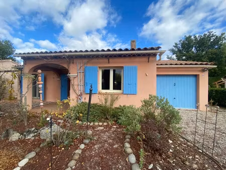 location meublée maison 2 pièces 64.45 m² à pierrevert (04860)  760 €