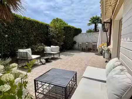location meublée maison 4 pièces 108 m² à veigy-foncenex (74140)  2 650 €