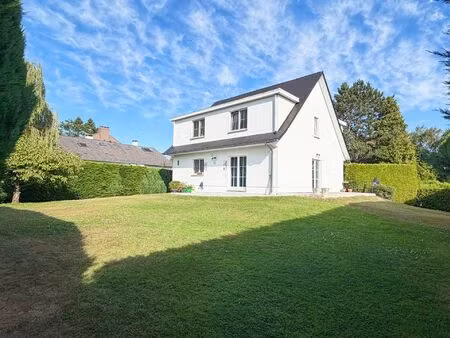 maison à louer avec garage et terrasse   waterloo (vbe51486)