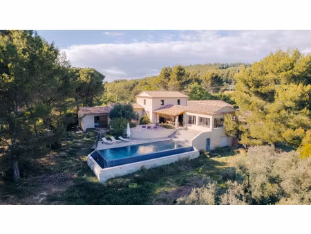 château à vendre à mazan
