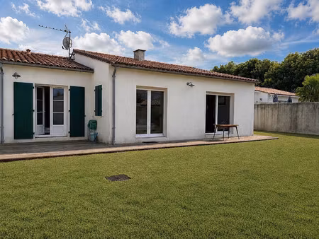 maison de luxe à vendre à rivedoux-plage