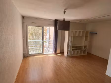 location appartement 1 pièce 30 m² à blagnac (31700)