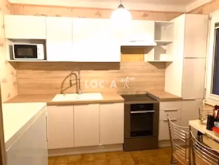 location appartement 1 pièce 11 m² à saint-priest (69800)