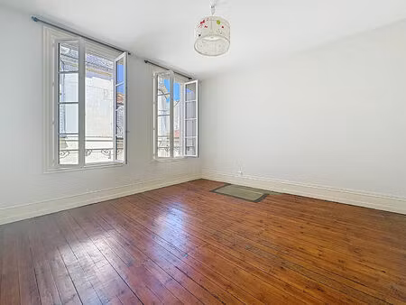 maison 2 chambres -centre ville cognac