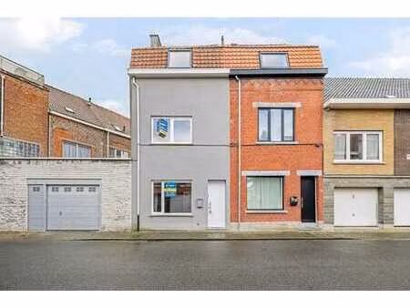maison prête à emménager avec 3 chambres au centre de menen