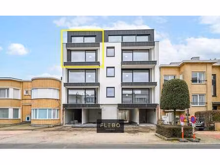 exclusieve duplex met 3 slaapkamers en zeer ruime terrassen!