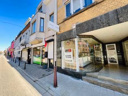 place dumon/stockel  rez-de-chaussée commercial