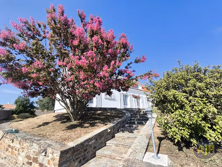 maison saint père en retz 7 pièce(s) 154 m2