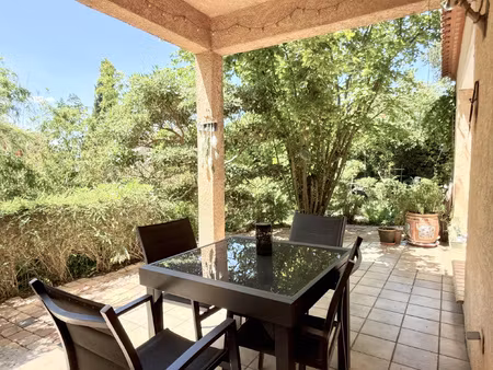belle villa t6 sur 1 222 m2 de terrain