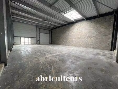 local commercial à louer
