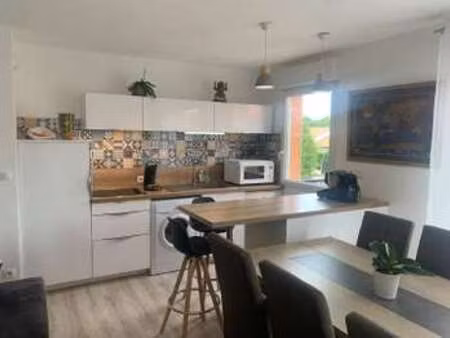 location appartement 3 pièces piscine à challans (85300) : à louer 3 pièces piscine / 58m²