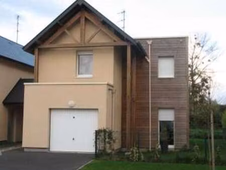 location maison à trouville-sur-mer (14360) : à louer / 85m² trouville-sur-mer
