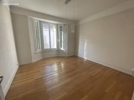 maison 6 pièces 140 m²