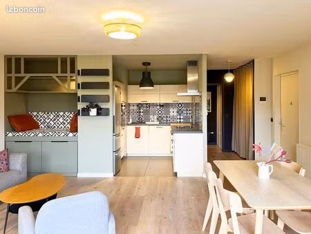 meublé t3 de 65 m² avec 2 terrasses & grand garage – seynod / annecy