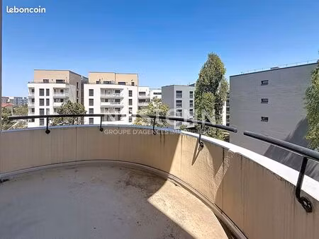 duplex 4 pièces 82 m²
