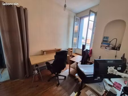 bureau partagé / espace de travail co-working