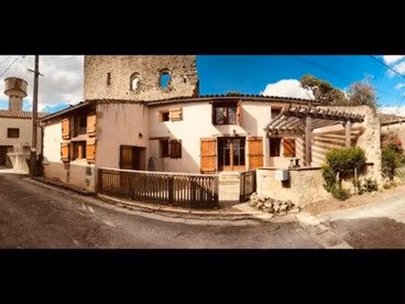 maison de village