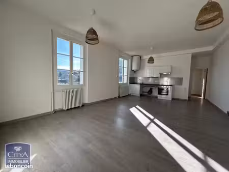 appartement 3 pièces 65 m²